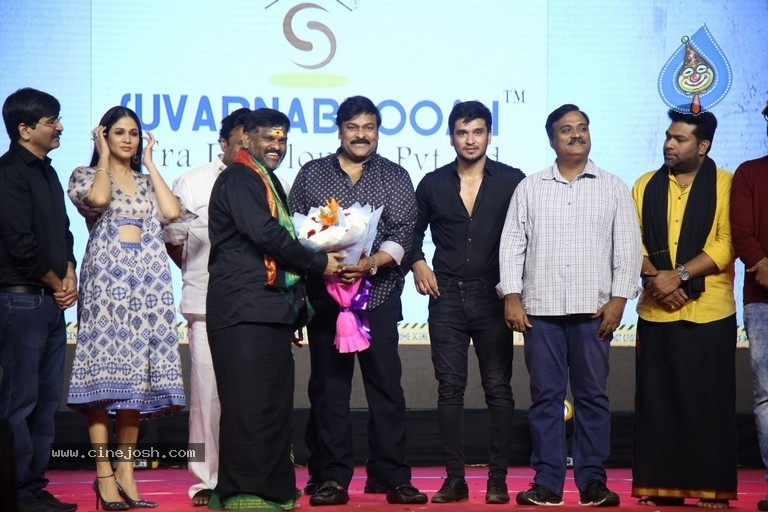 Arjun Suravaram Movie Pre Release Event - 23 / 102 photos