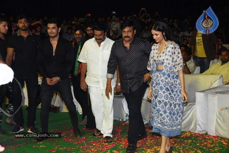 Arjun Suravaram Movie Pre Release Event - 37 / 102 photos