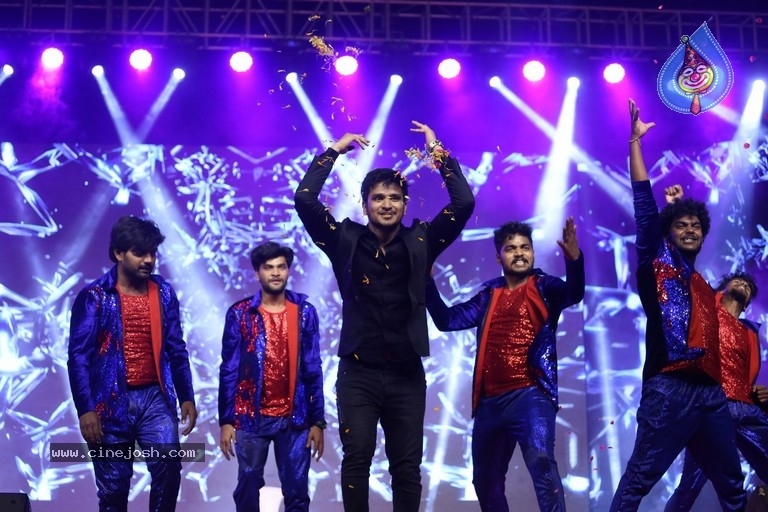 Arjun Suravaram Movie Pre Release Event - 52 / 102 photos