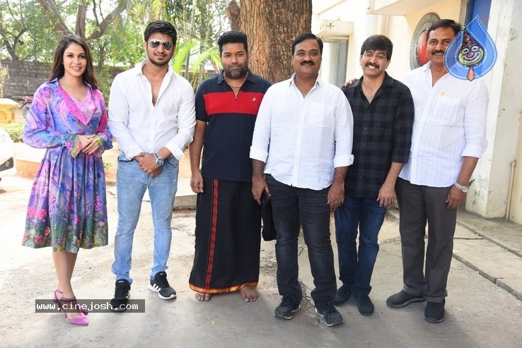 Arjun Suravaram  Success Meet - 9 / 40 photos