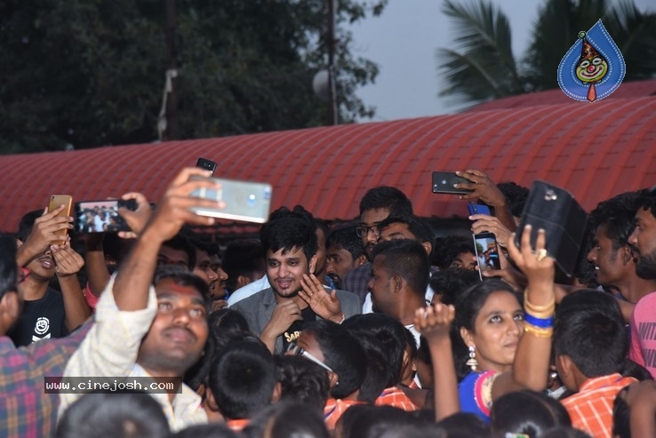 Arjun Suravaram Tour at Warangal - 7 / 36 photos