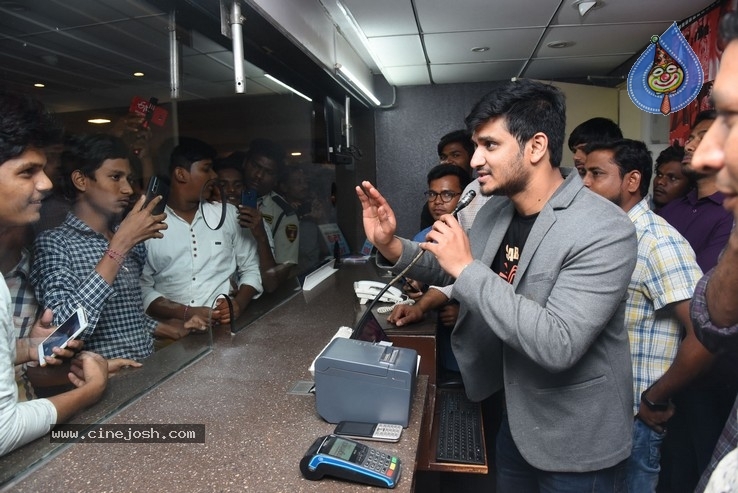 Arjun Suravaram Tour at Warangal - 9 / 36 photos