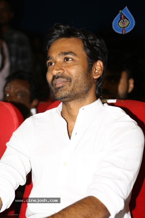 Asuran Movie Success Meet Stills - 18 / 51 photos