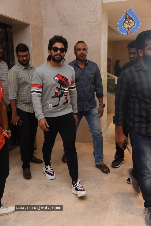 AVPL Success Meet Photos - 33 / 78 photos