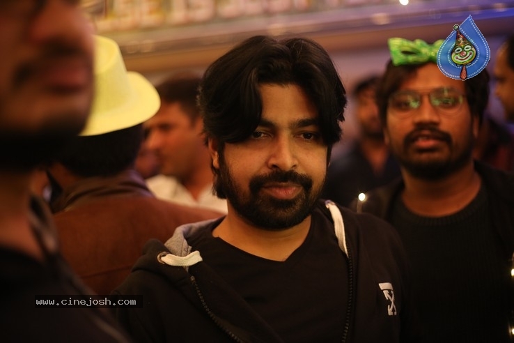 Beautiful Movie Party Pics - 78 / 98 photos