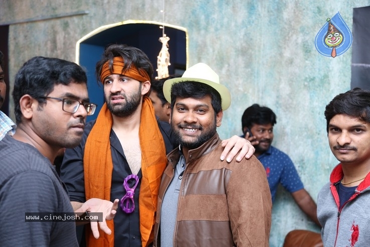 Beautiful Movie Party Pics - 79 / 98 photos