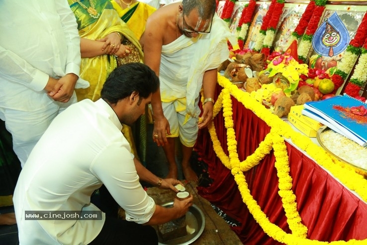 Bellamkonda  Sreenivas New Movie Opening  - 10 / 51 photos