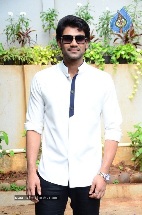 Bellamkonda  Sreenivas New Movie Opening  - 11 / 51 photos