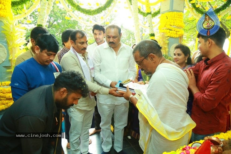 Bellamkonda  Sreenivas New Movie Opening  - 31 / 51 photos