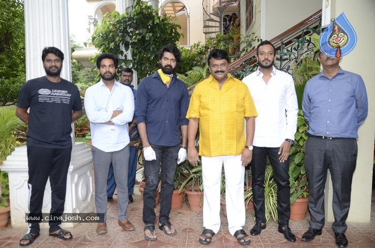 Bhanumathi and Ramakrishna Movie Press meet - 4 / 6 photos