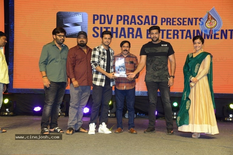 Bheeshma Thanks Meet at Vizag - 24 / 84 photos