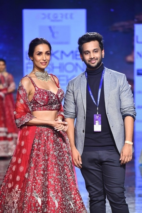 Celebs RampWalk At Lakme Fashion Week 2020 - 19 / 21 photos