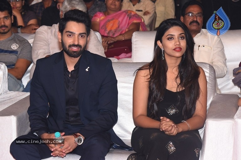 Choosi Choodangaane Movie Pre Release Event - 38 / 38 photos
