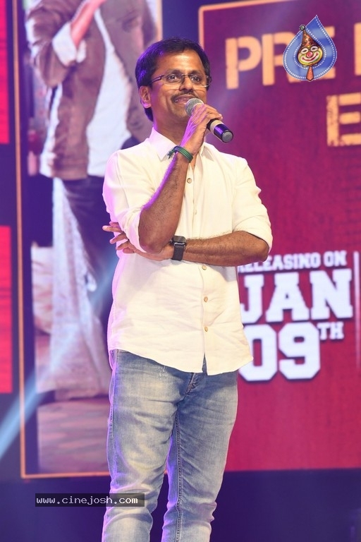 Darbar Movie Pre-Release Event set 03 - 16 / 42 photos