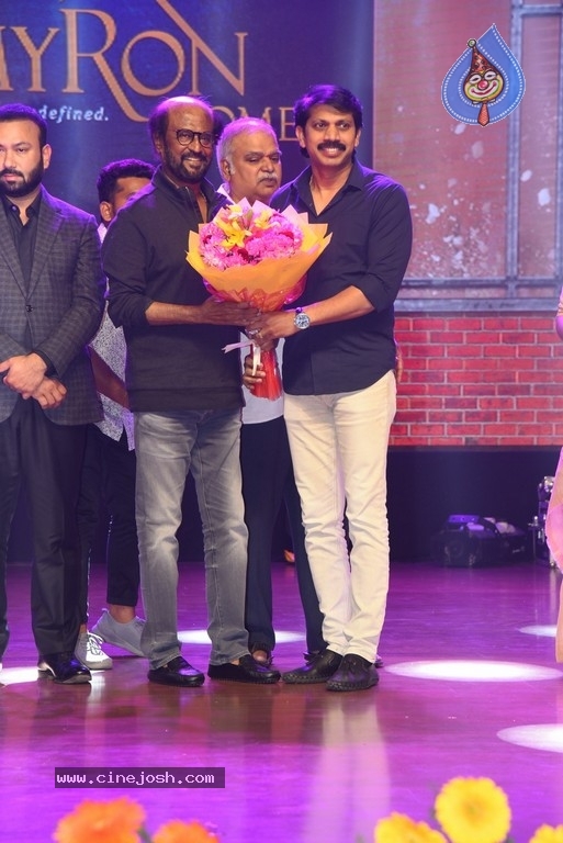 Darbar Movie Pre-Release Event set 03 - 38 / 42 photos