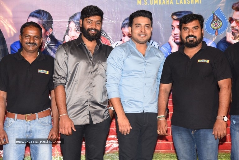 DubSmash Movie Press Meet - 16 / 16 photos