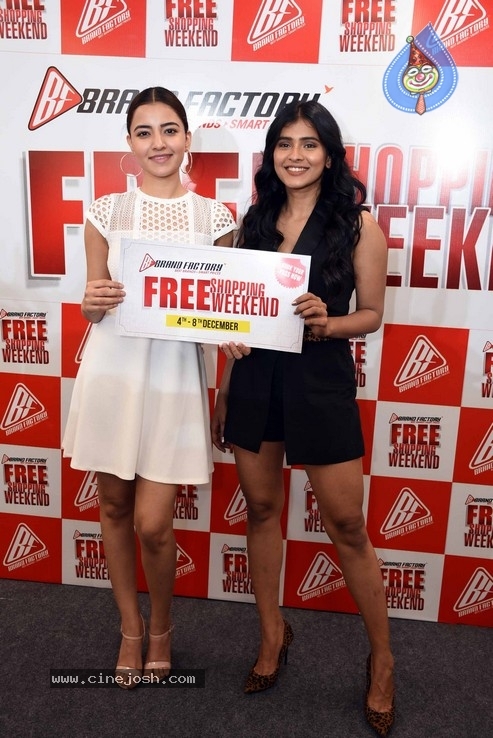 Hebah Patel Unveils Free Shopping Weekend Of Brand Factory - 19 / 42 photos