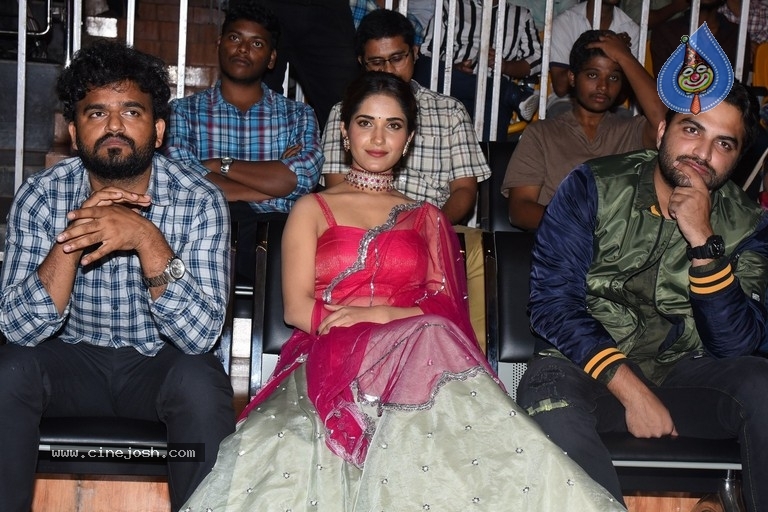 HIT Movie Grand Release Event at Vizag - 26 / 31 photos
