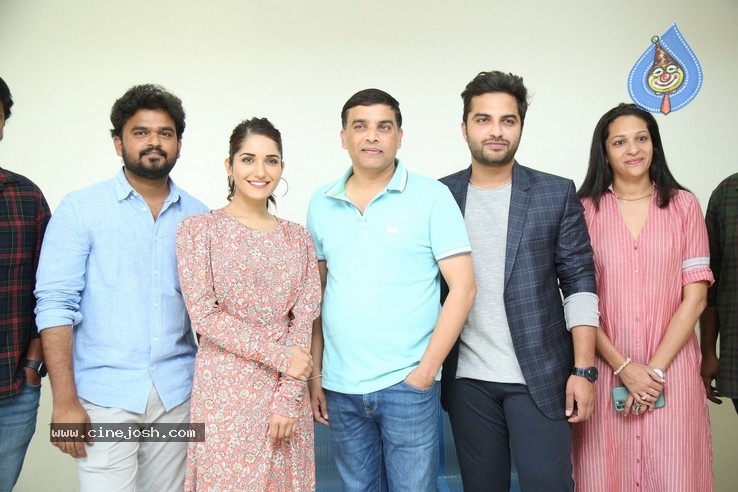 HIT Movie Trailer Launch - 7 / 17 photos