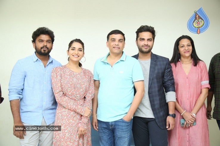 HIT Movie Trailer Launch - 16 / 17 photos