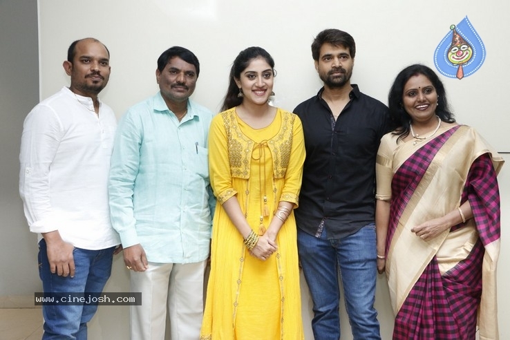 Hulchul PreRelease Event Photos - 2 / 21 photos