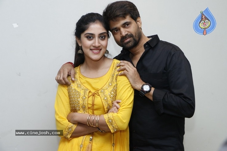 Hulchul PreRelease Event Photos - 16 / 21 photos