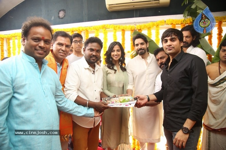 Ichata Vahanamulu Niluparadu Movie Opening - 4 / 40 photos