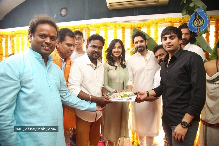 Ichata Vahanamulu Niluparadu Movie Opening - 6 / 40 photos