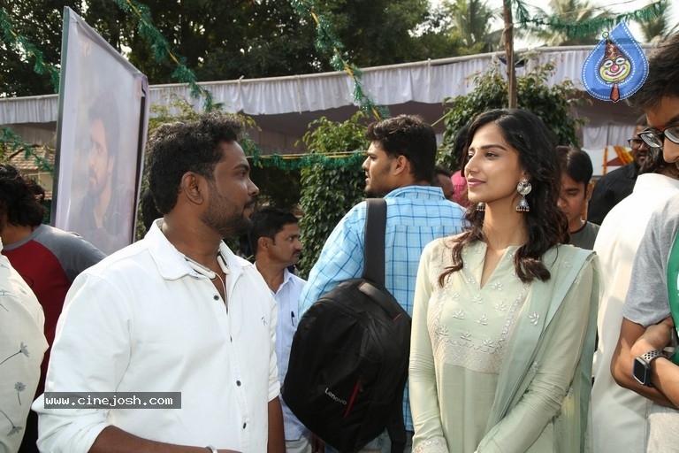 Ichata Vahanamulu Niluparadu Movie Opening - 7 / 40 photos
