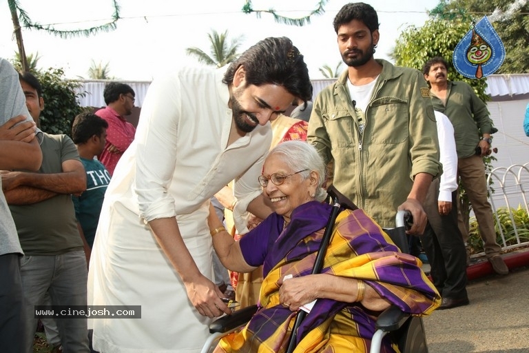 Ichata Vahanamulu Niluparadu Movie Opening - 10 / 40 photos