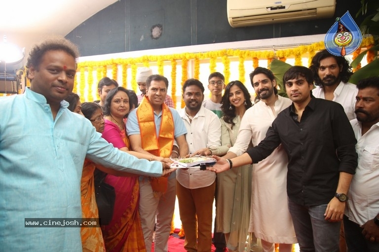 Ichata Vahanamulu Niluparadu Movie Opening - 15 / 40 photos