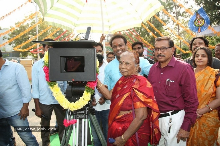 Ichata Vahanamulu Niluparadu Movie Opening - 16 / 40 photos