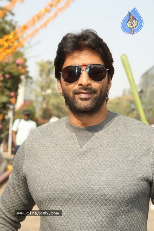 Ichata Vahanamulu Niluparadu Movie Opening - 22 / 40 photos