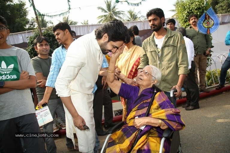 Ichata Vahanamulu Niluparadu Movie Opening - 32 / 40 photos