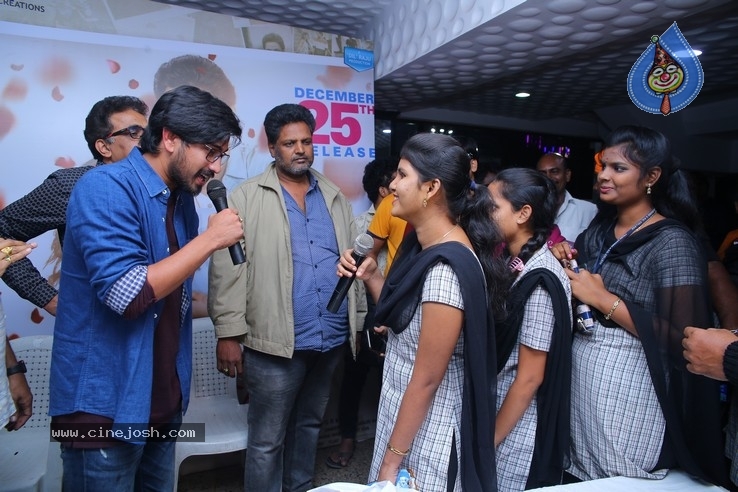 Iddari Lokam Okkate Premier - 8 / 84 photos