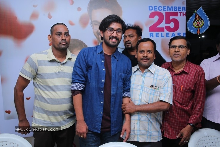 Iddari Lokam Okkate Premier - 14 / 84 photos