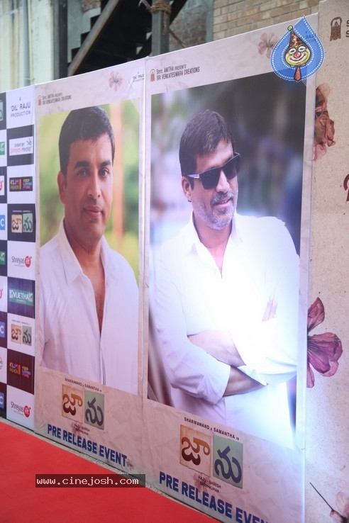 Jaanu PreRelease Event Set 01 - 21 / 58 photos