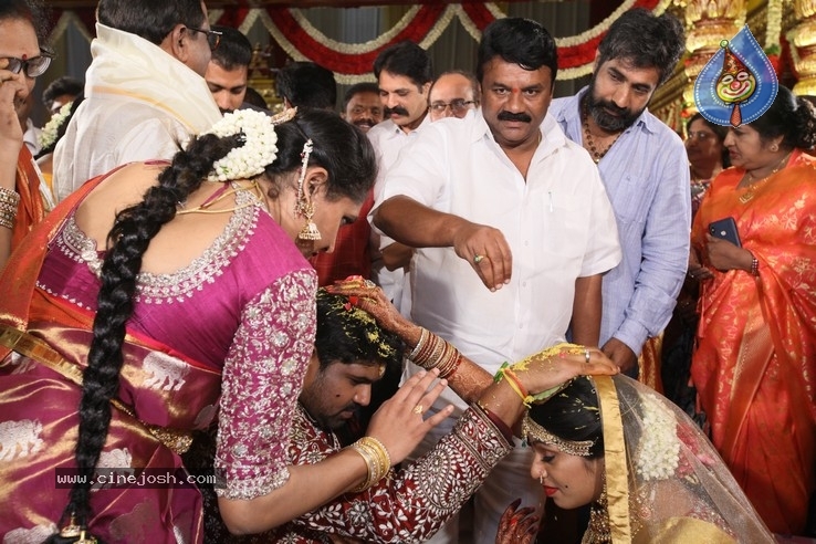 Kodi Ramakrishna Daughter Pravallika Wedding Photos - 12 / 37 photos