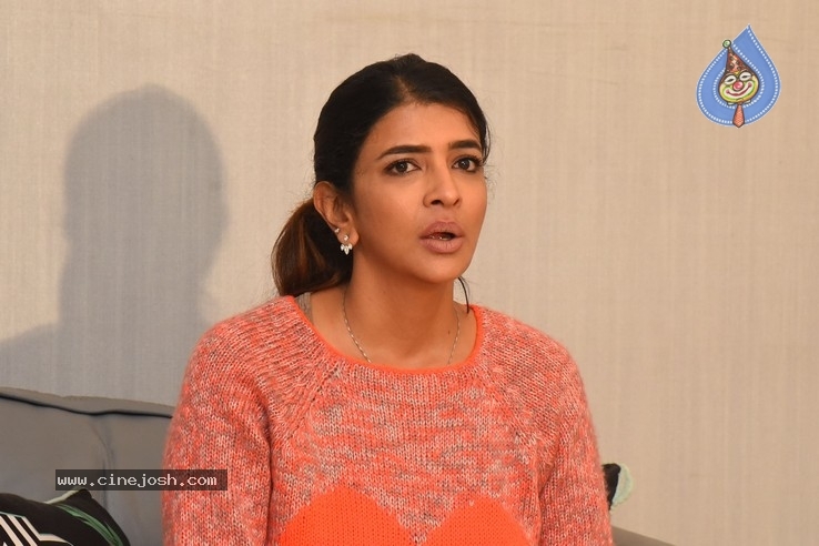 Lakshmi Manchu Press Meet - 6 / 20 photos