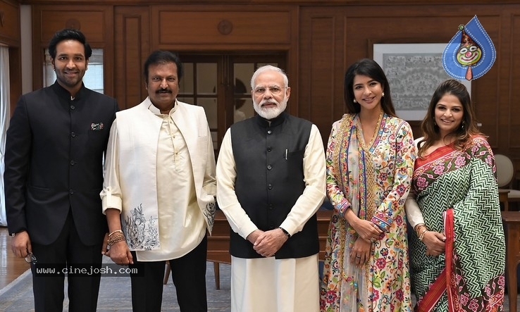 Mohan Babu Family Meets Modi - 4 / 4 photos