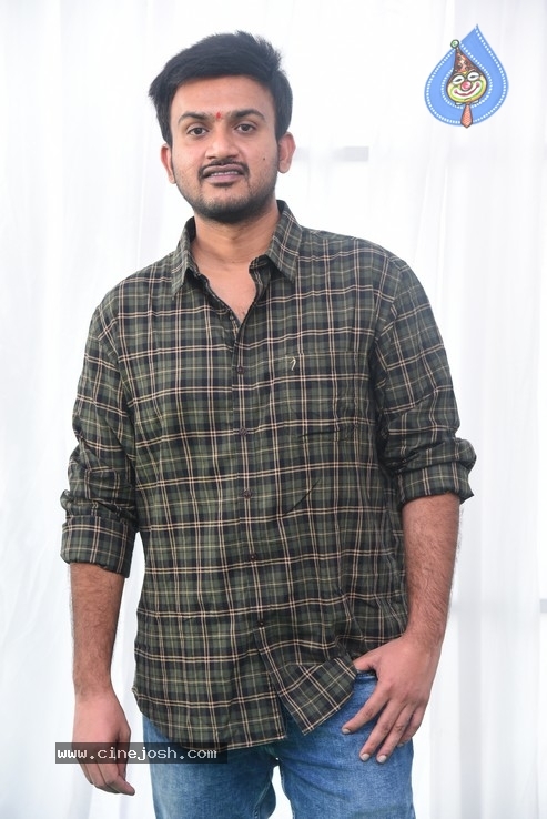 Nithiin New Movie Launch Photos - 44 / 51 photos