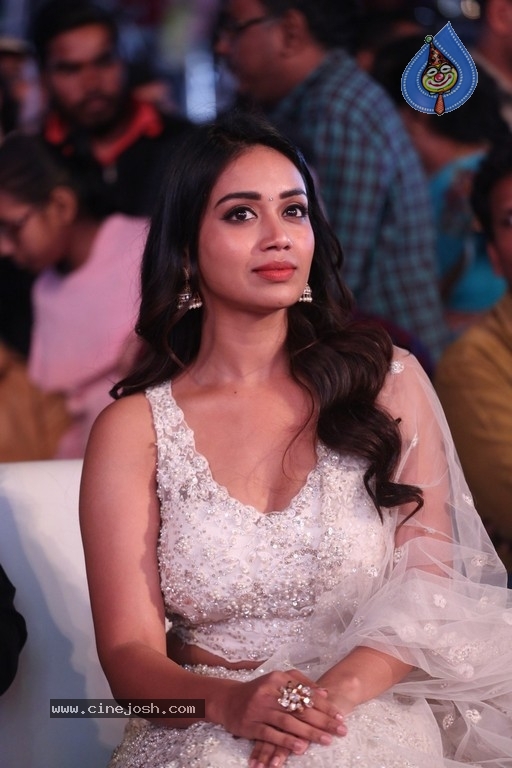 Nivetha Pethuraj at AVPL Event - 10 / 30 photos