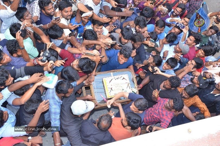 Power Star Pawan Kalyan Fans Hungama at Dil Raju office - 15 / 34 photos