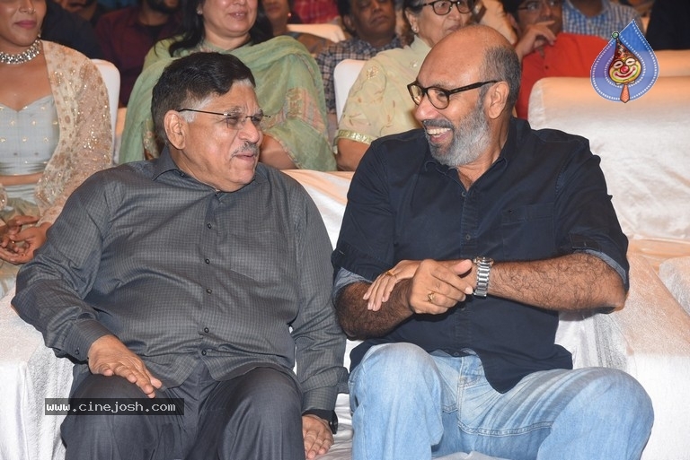 Prati Roju Panduga Movie Pre Release Event - 25 / 82 photos