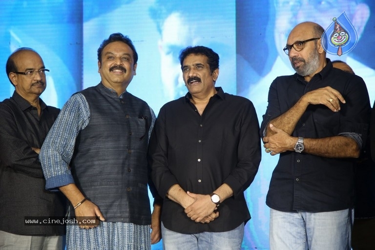 Prati Roju Panduga Movie Pre Release Event - 40 / 82 photos