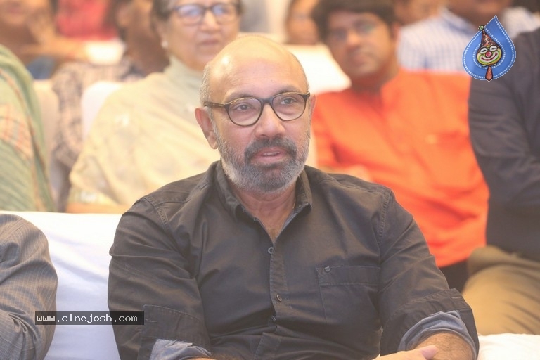 Prati Roju Panduga Movie Pre Release Event - 76 / 82 photos