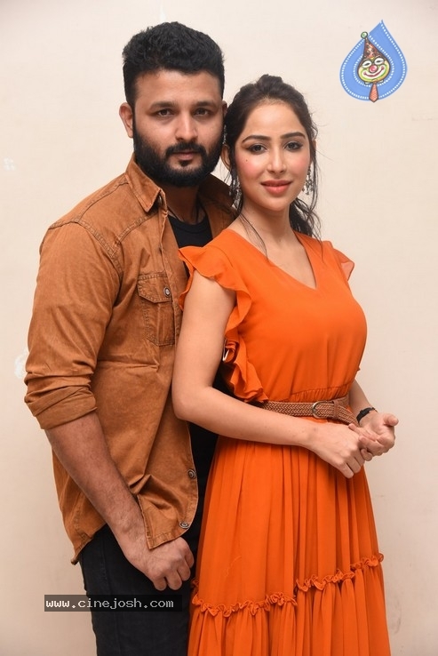 Prema Pipasi  Movie PreRelease Event Photos - 25 / 84 photos
