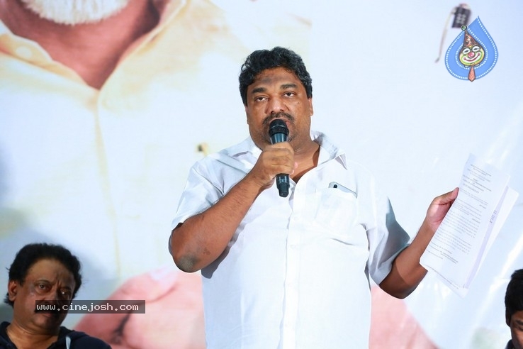 Ram Gopal Varma Press Meet - 6 / 21 photos