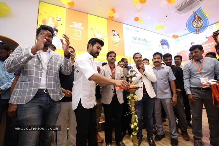 RamCharan Launched Happi Mobile Store - 17 / 53 photos