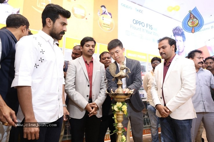 RamCharan Launched Happi Mobile Store - 51 / 53 photos